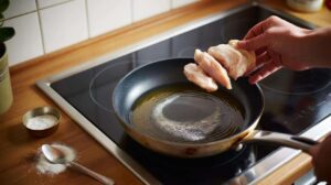 Trucul de 1 cent care te va scuti definitiv de stropii de ulei